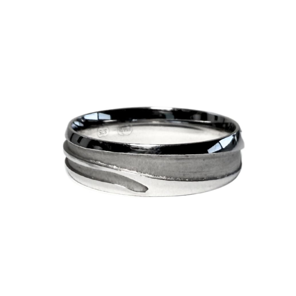 Samuel 9ct White Gold Etched Groove Ring (Size W)