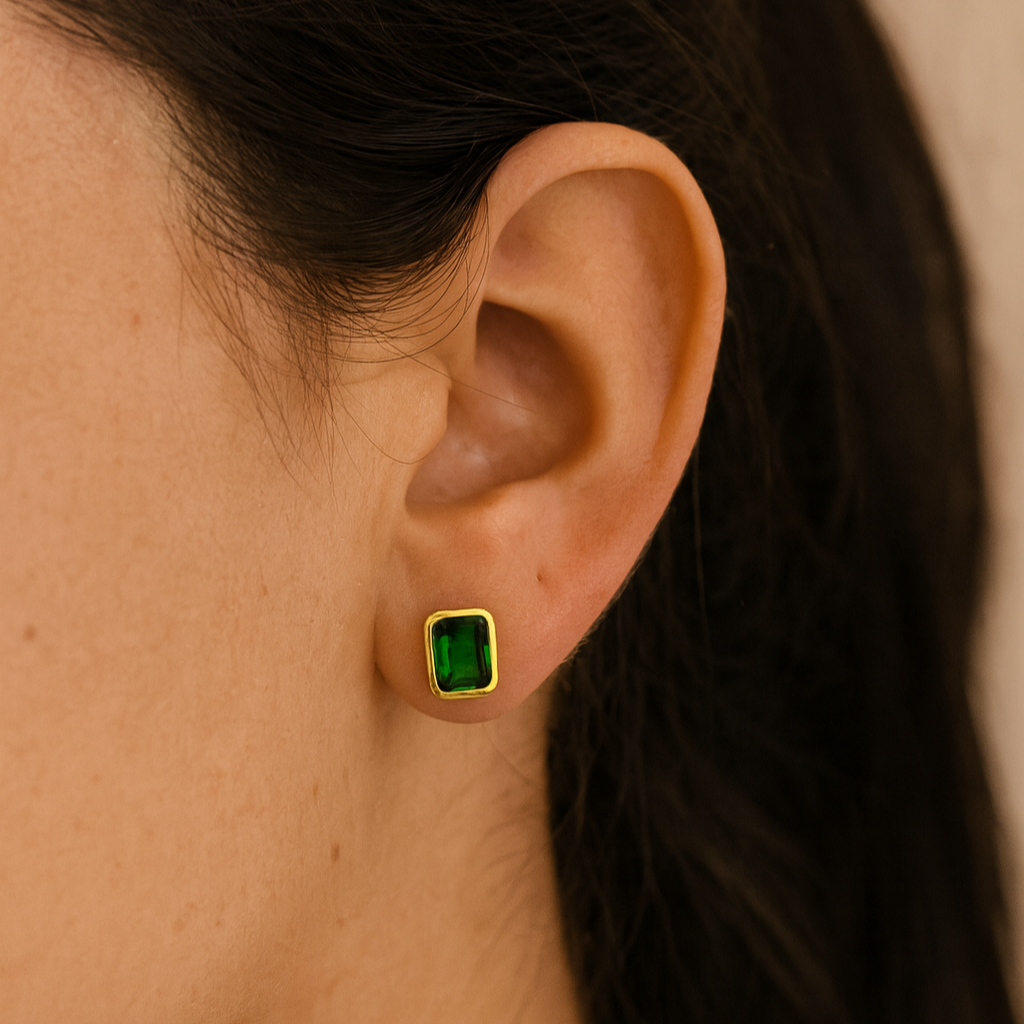 Frankie Studs (Emerald)