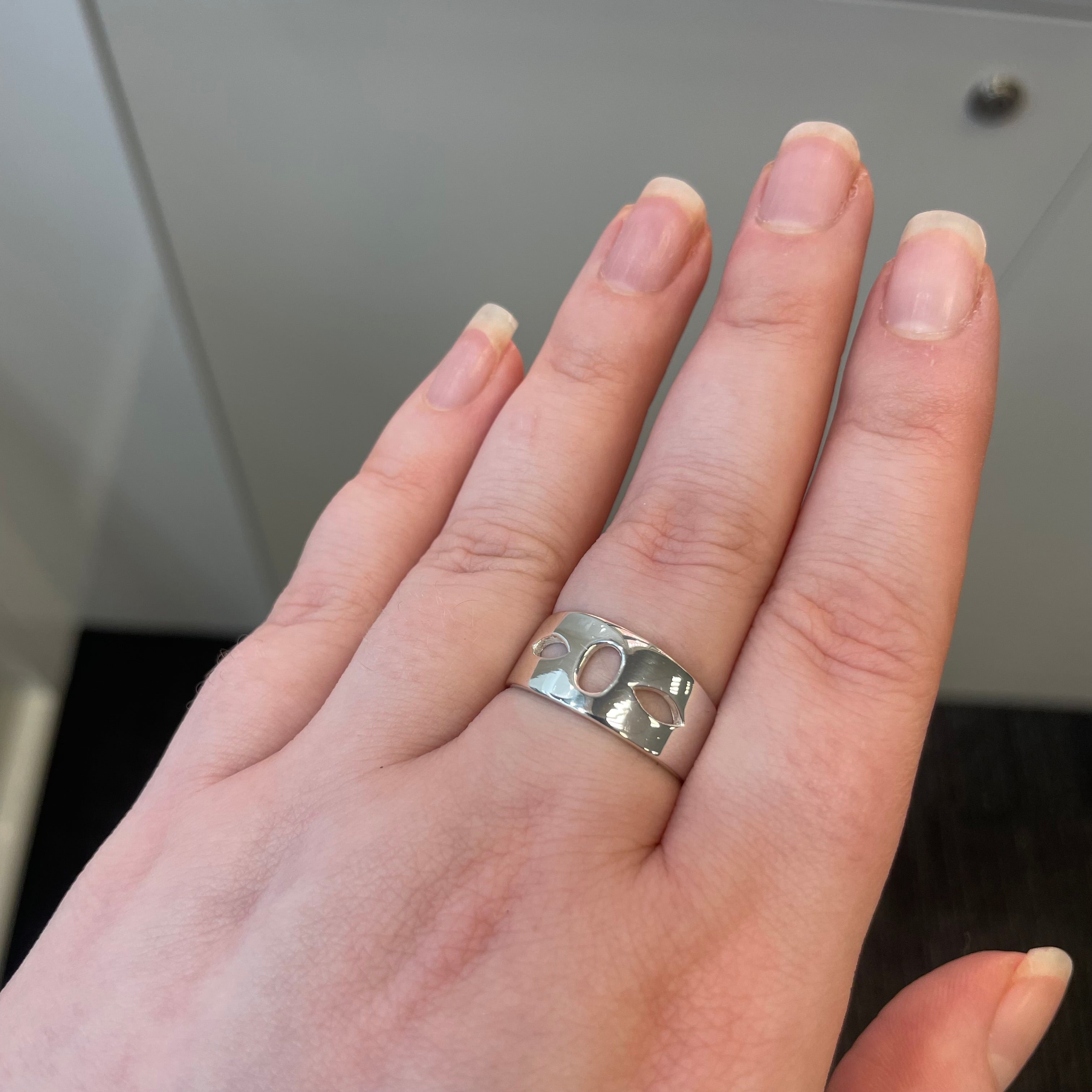Fern Sterling Silver Cut Out Design Wide Ring (Size Q)