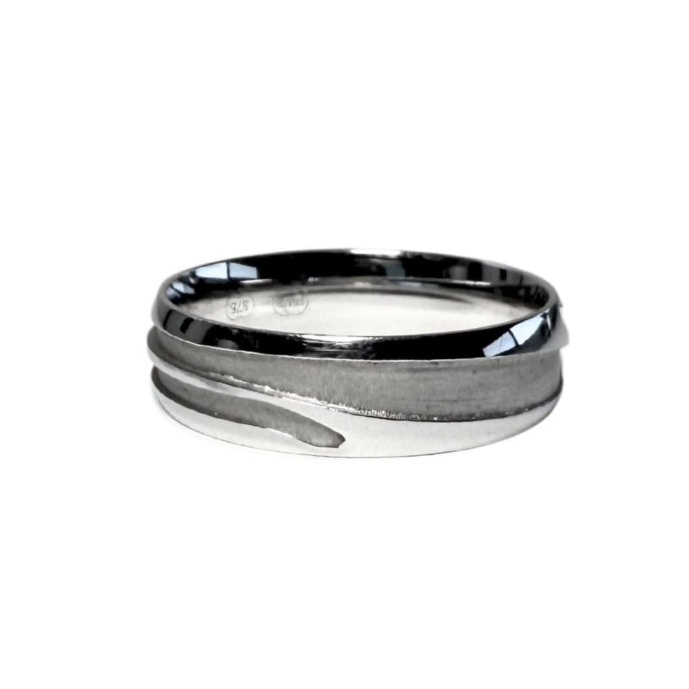 Samuel 9ct White Gold Etched Groove Ring (Size W)