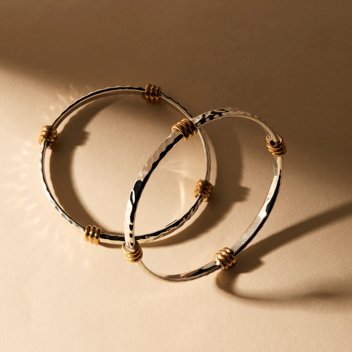 Grande Amarres Bangle