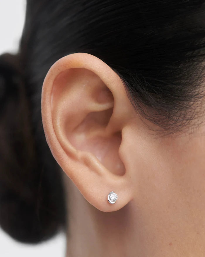 Delia 18ct Gold Lab Diamond Stud Earrings