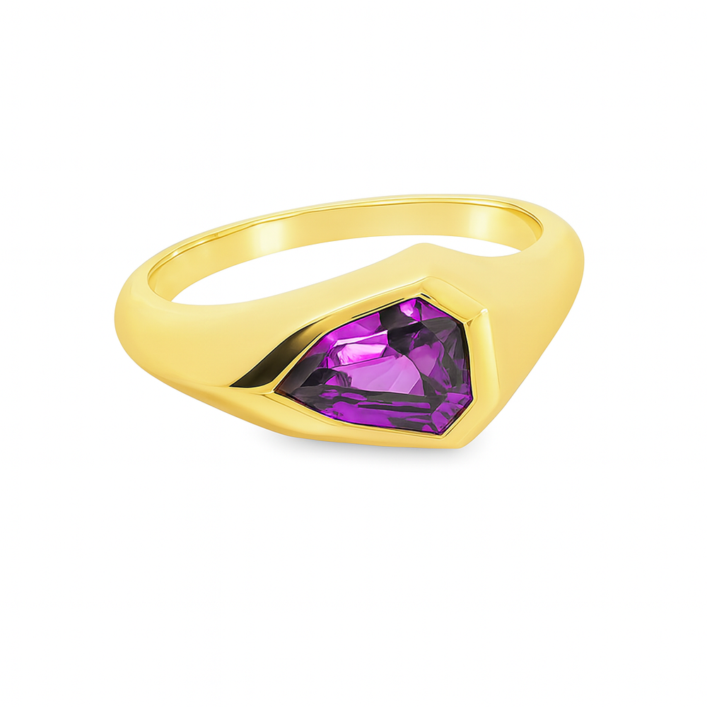 Eira 18ct Gold Signet Ring with Shield-Cut Purple Sapphire – 1.07ct
