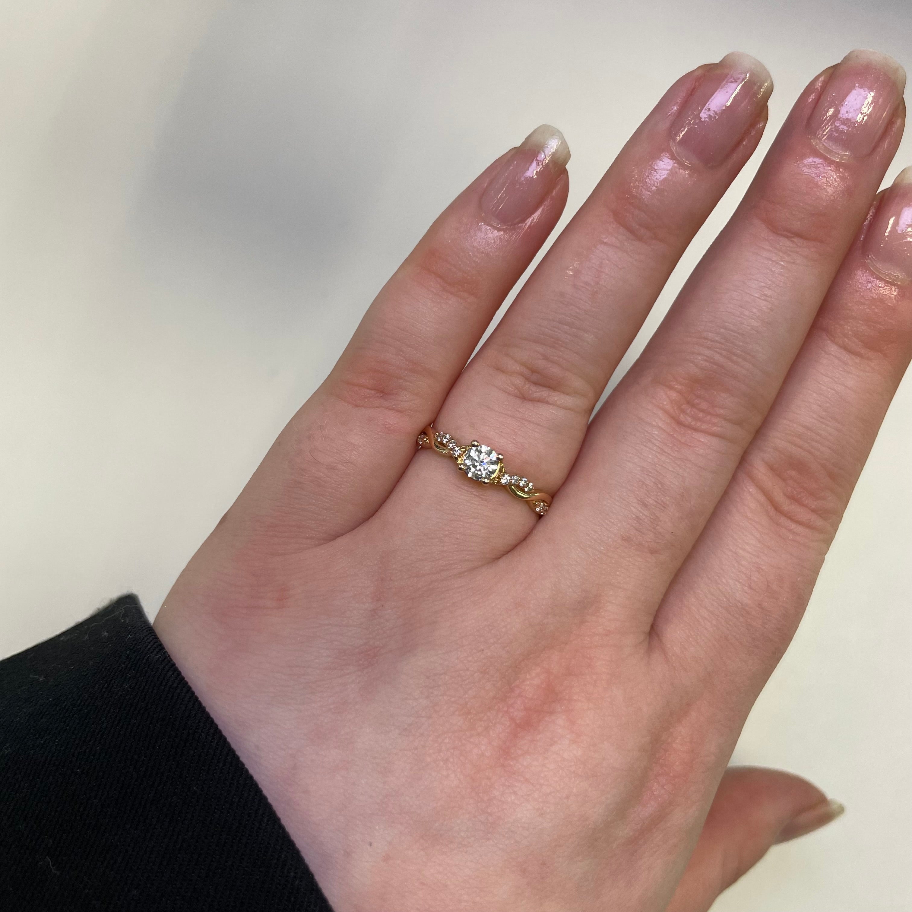 Ella 18ct Rose Gold Round Diamond Engagement Ring with Twist Diamond Shoulders (Size O)