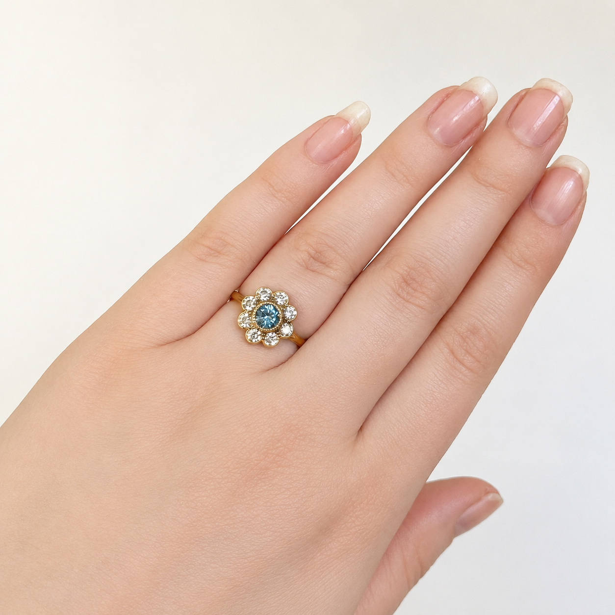 Daisy 9ct Gold Blue Topaz & Diamond Flower Ring (Size M)