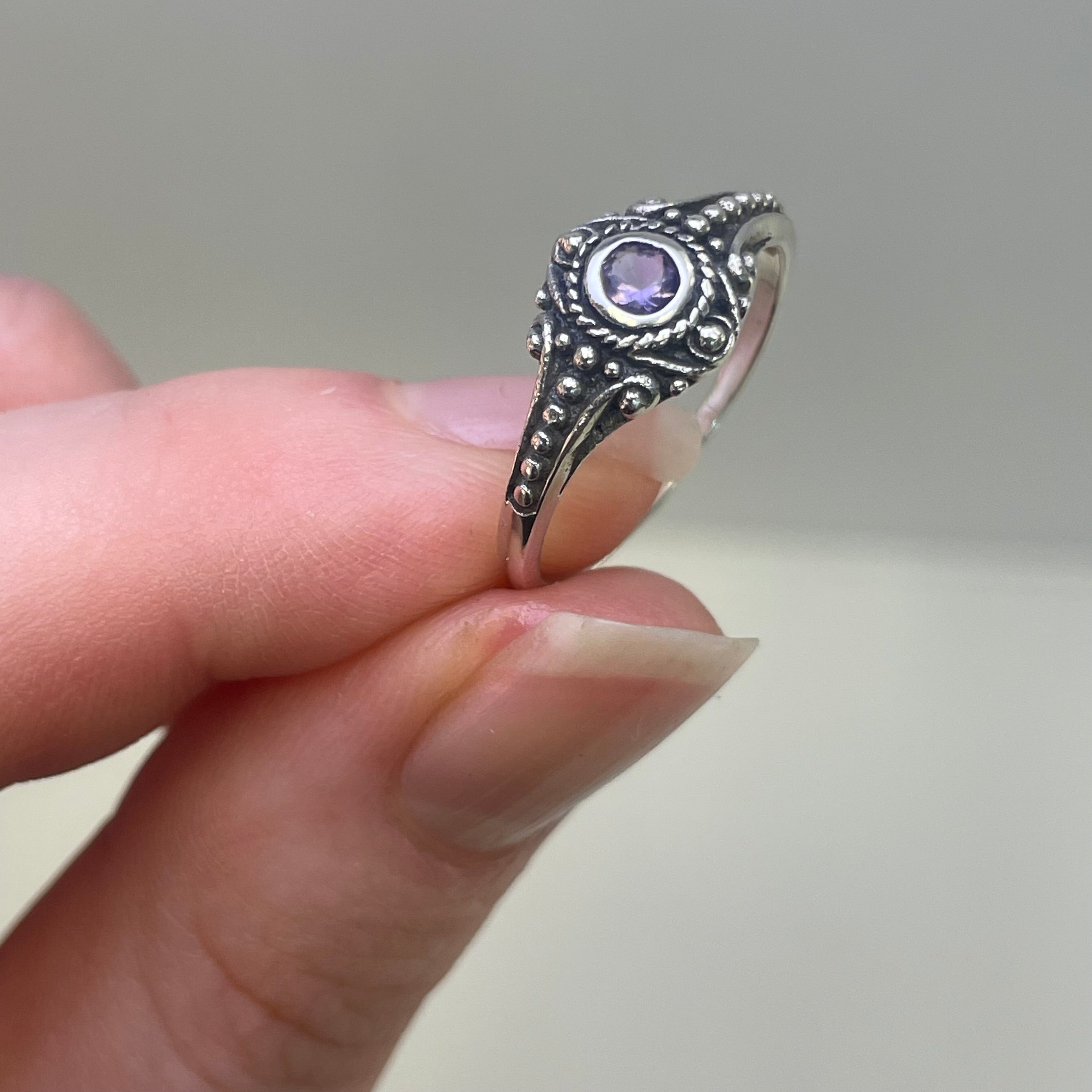 Henna Sterling Silver Amethyst Ring (Size O)