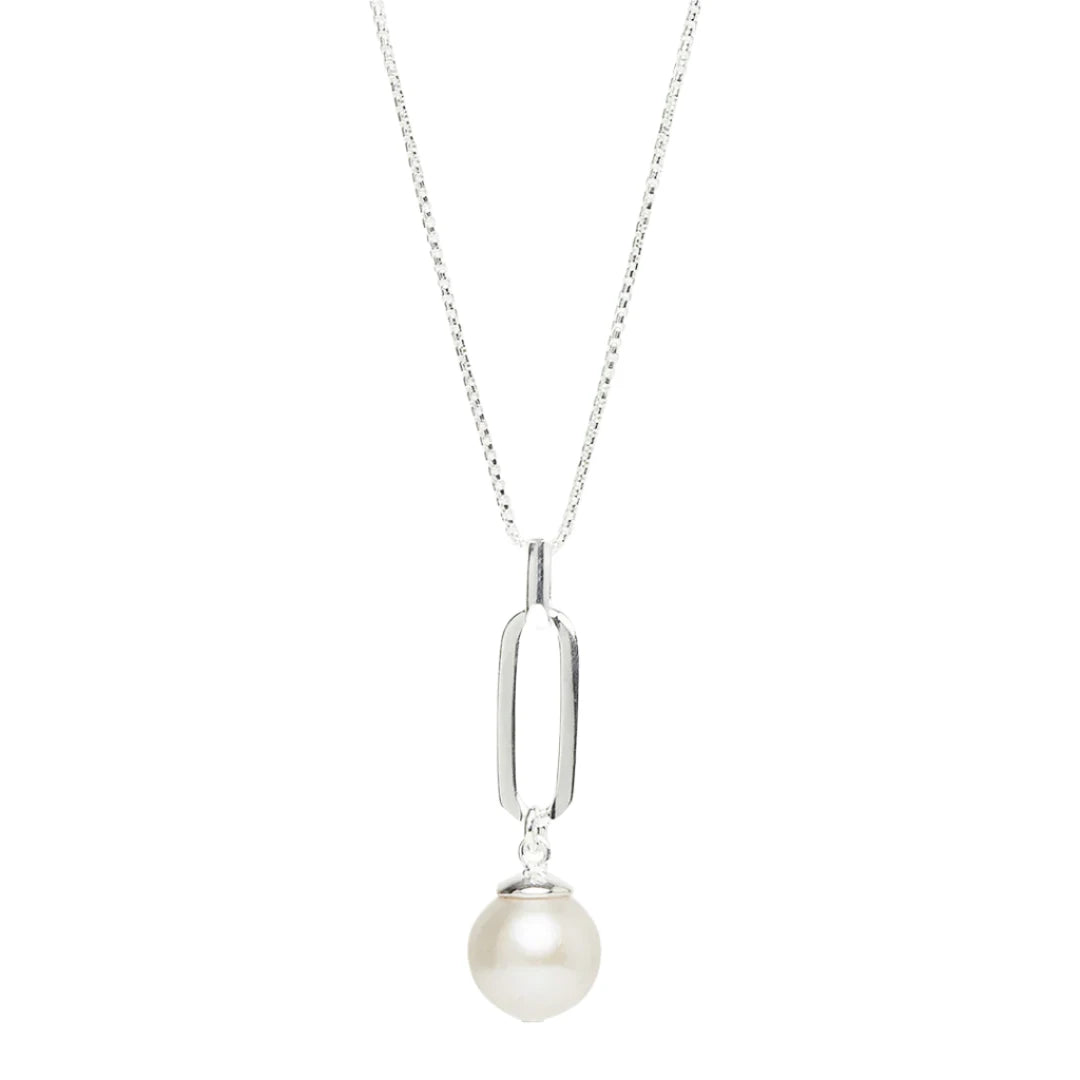 The Enchantress Pearl Pendant Necklace